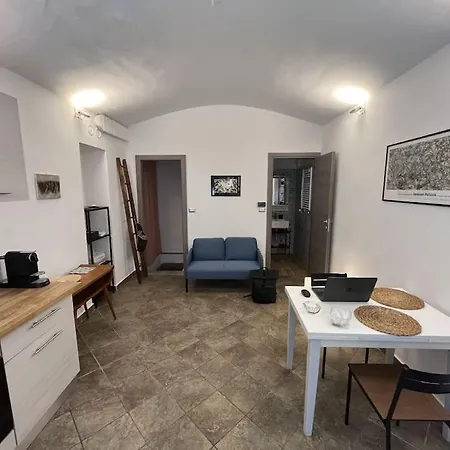 Il Tuo Posto Segreto A *